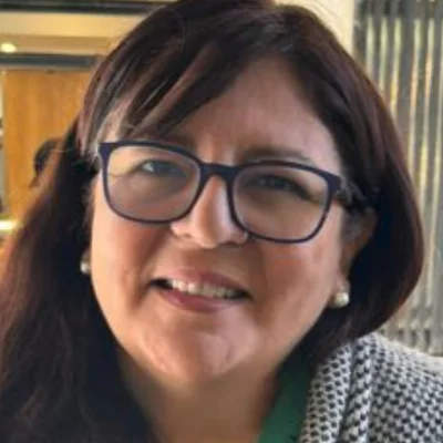 Dra. Adriana Angel